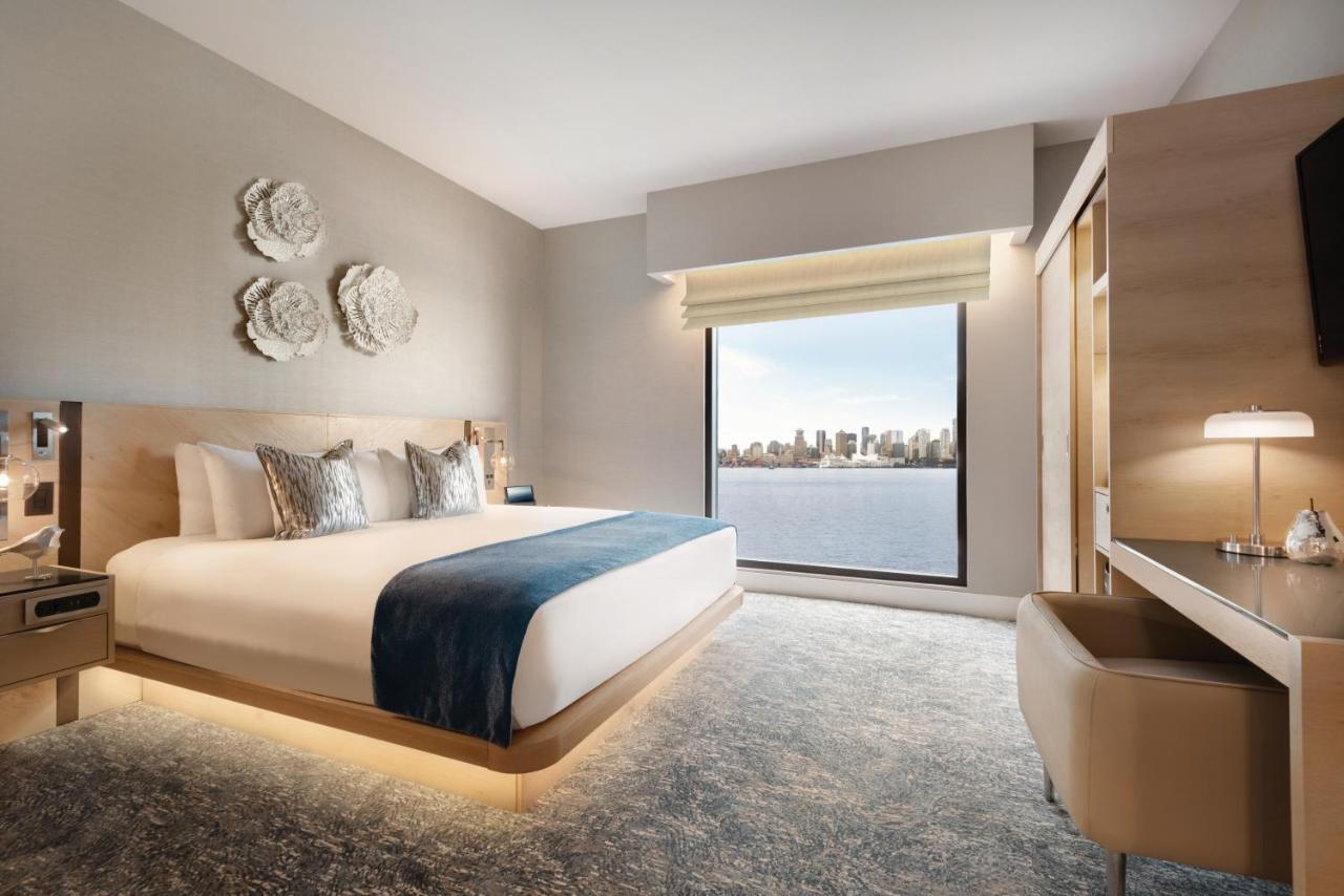 Seaside Hotel นอร์ทแวนคูเวอร์ ภายนอก รูปภาพ