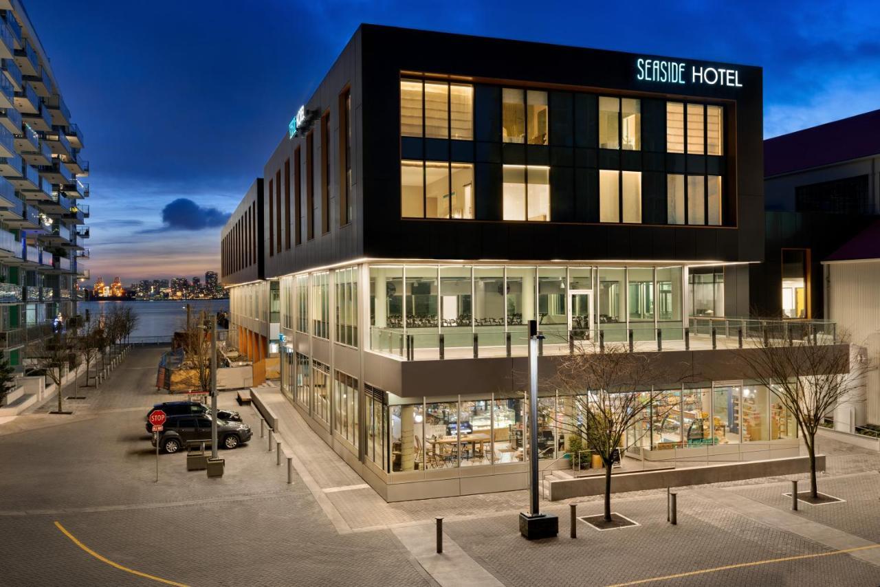 Seaside Hotel นอร์ทแวนคูเวอร์ ภายนอก รูปภาพ